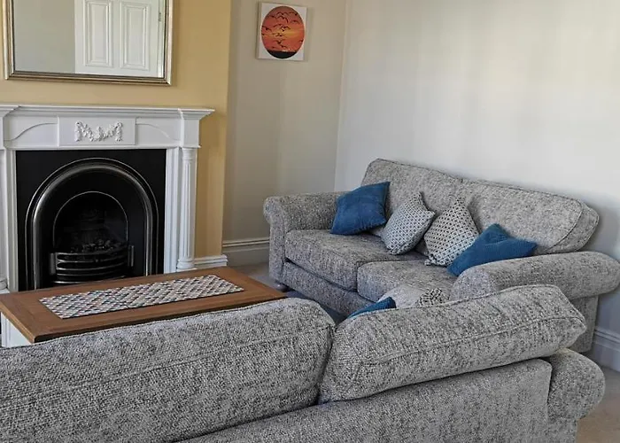 شقة 27 Princess Royal - 1st Floor 3 Bed *