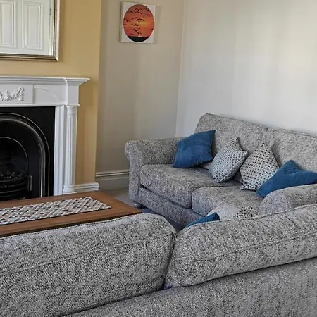 Apartment 27 Princess Royal - 1st Floor 3 Bed *